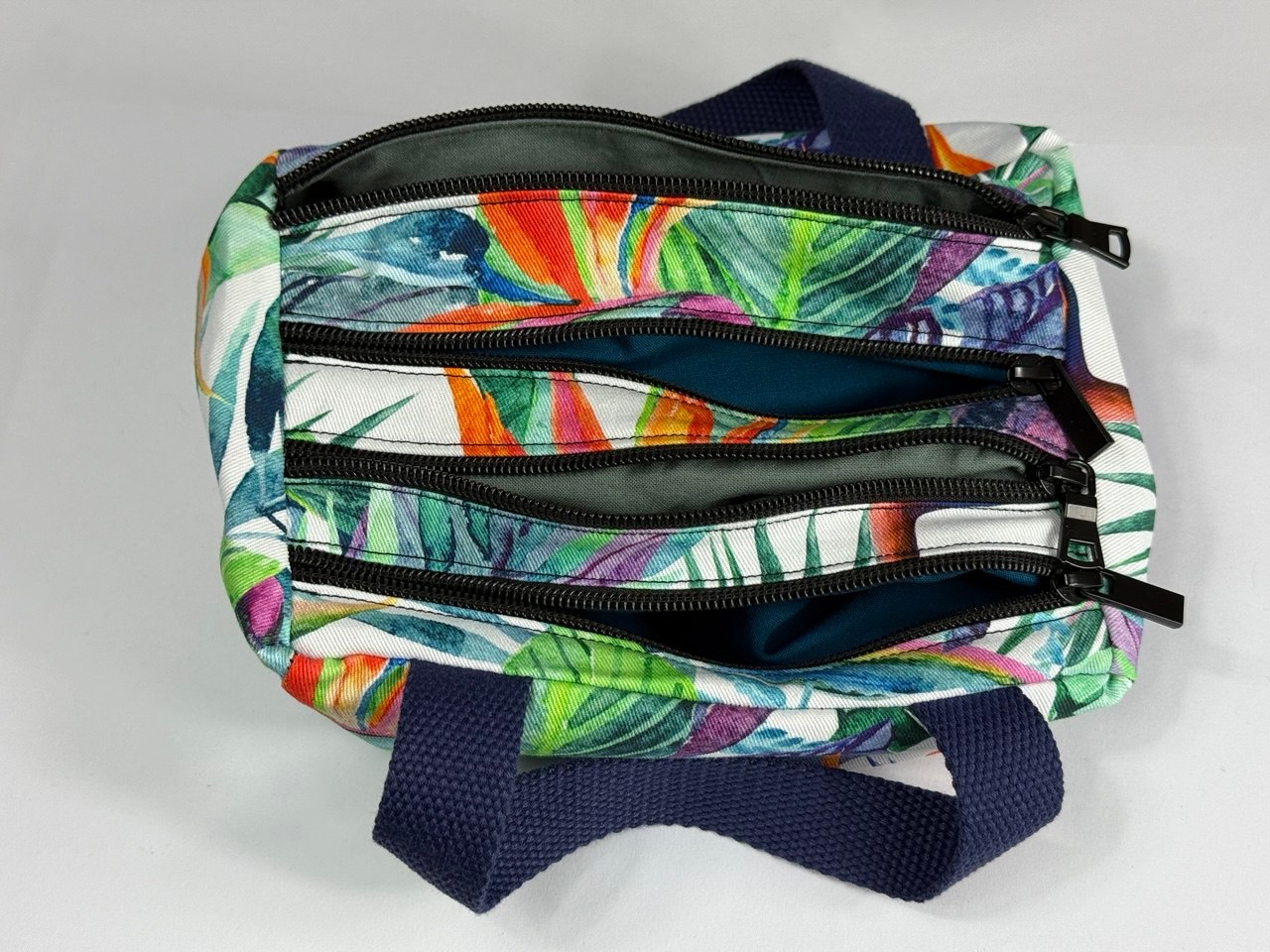 Vibrant Jungle StashM8